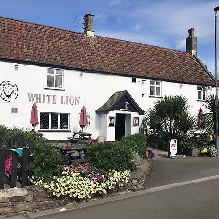White Lion Hotel Yate Exterior photo